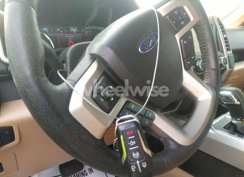 Photo 11 of 2015 Ford F-150 LARIAT (VIN 1FTEW1CG7FKE70252)