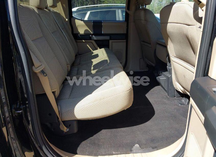 Photo 8 of 2018 Ford F-150 XLT (VIN 1FTEW1CG7JFC79657)