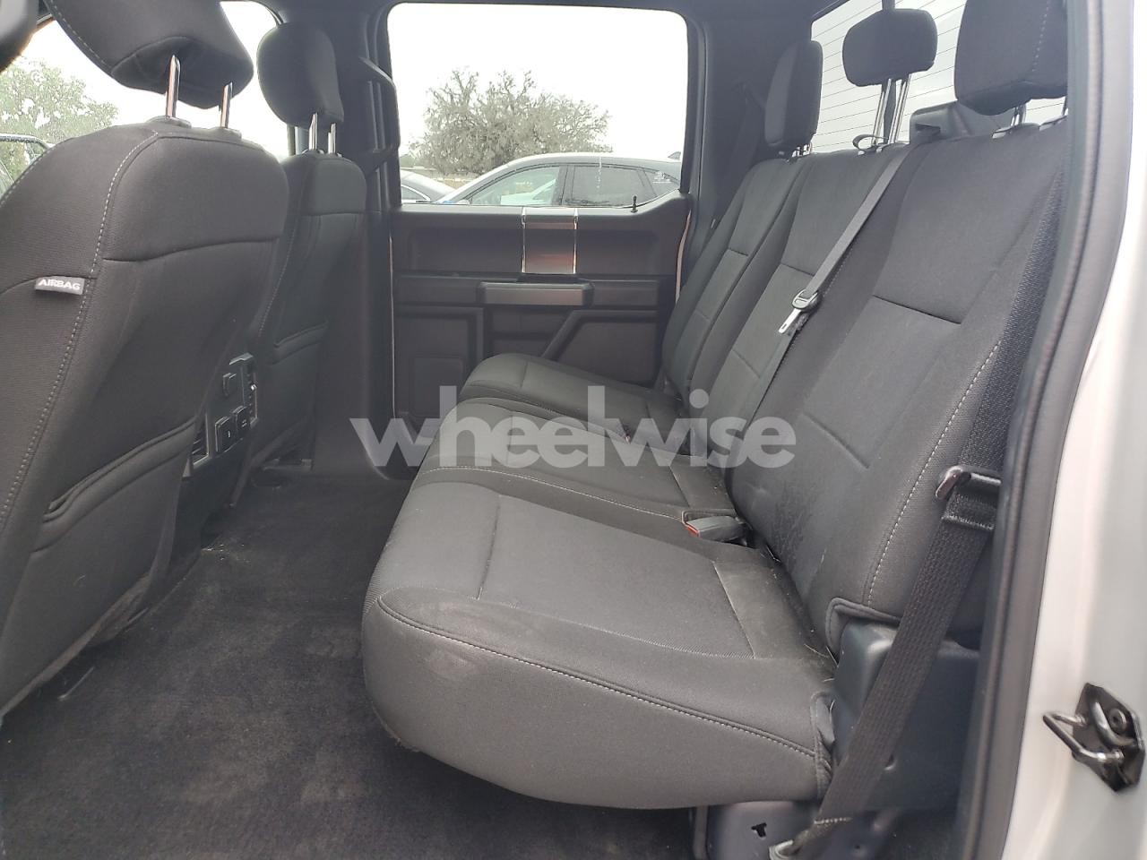 Photo 10 of 2018 FORD F150 SUPERCREW (VIN 1FTEW1CG7JKC31177)