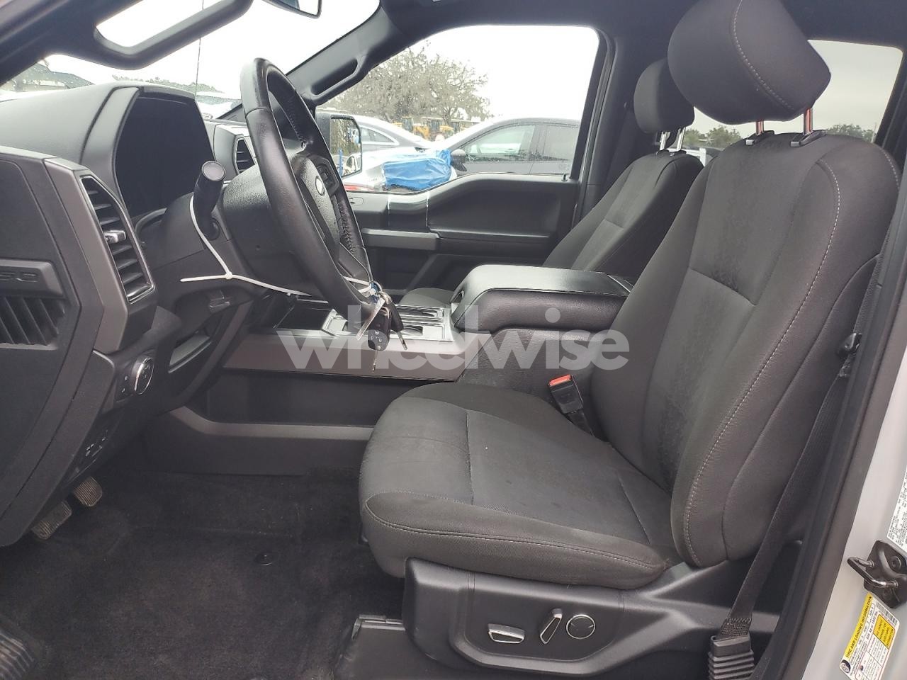 Photo 7 of 2018 FORD F150 SUPERCREW (VIN 1FTEW1CG7JKC31177)