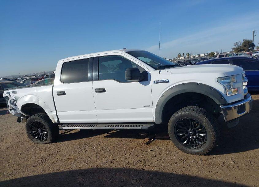 Photo 13 of 2016 Ford F-150 XLT (VIN 1FTEW1CG8GKD45732)