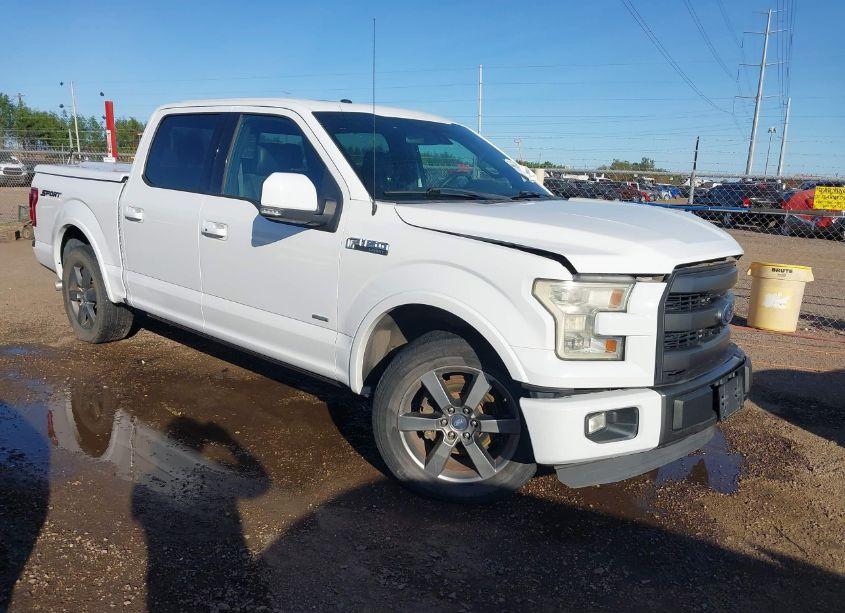 2015 Ford F-150 LARIAT (VIN 1FTEW1CGXFFB82847) main photo