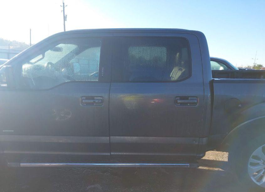 Photo 14 of 2015 Ford F-150 LARIAT (VIN 1FTEW1CGXFKE37293)