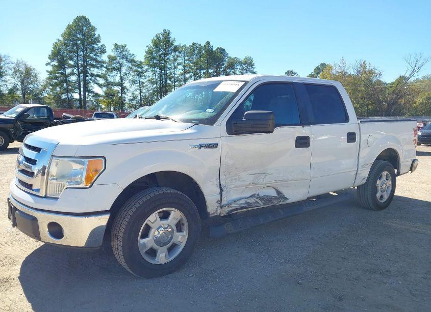 Photo 2 of 2012 Ford F-150 XLT (VIN 1FTEW1CM3CKE32048)