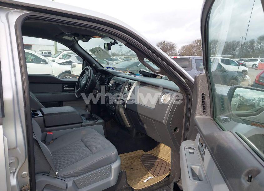 Photo 5 of 2013 Ford F-150 XLT (VIN 1FTEW1CM4DKE15793)