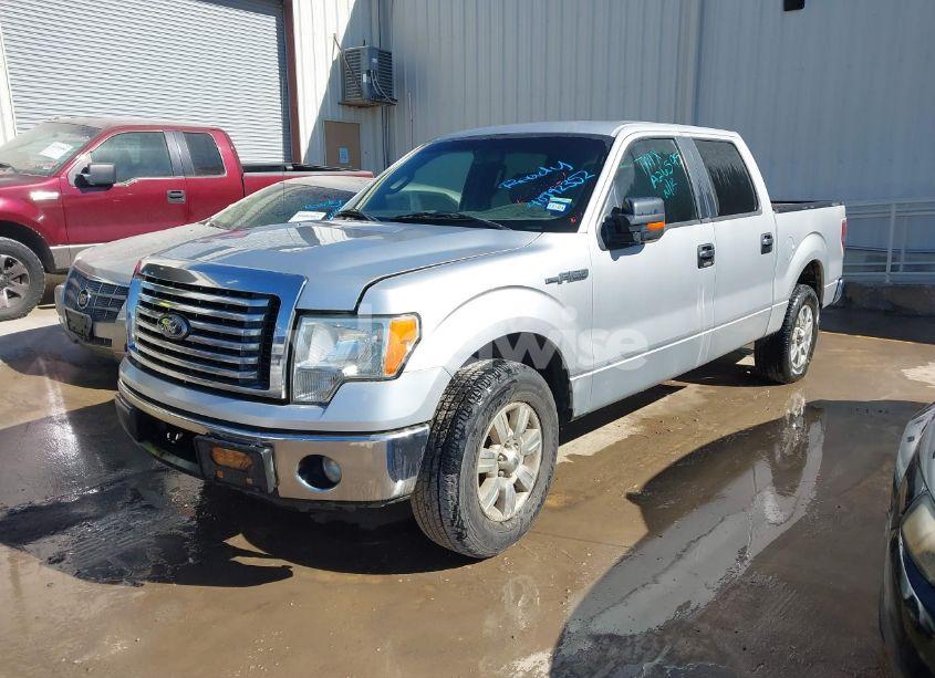 Photo 2 of 2011 Ford F-150 XLT (VIN 1FTEW1CM8BFA26595)