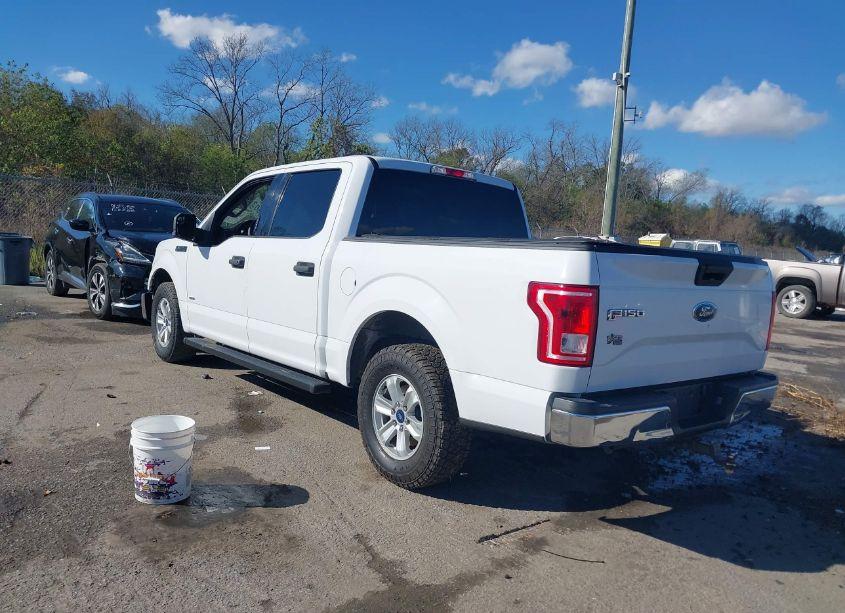 Photo 3 of 2015 Ford F-150 XLT (VIN 1FTEW1CP0FKE80704)