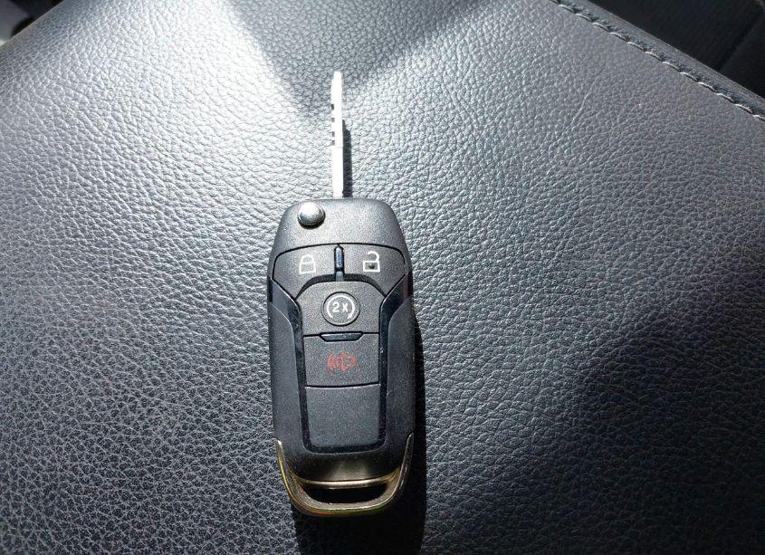 Photo 11 of 2016 Ford F-150 XLT (VIN 1FTEW1CP0GKF17770)