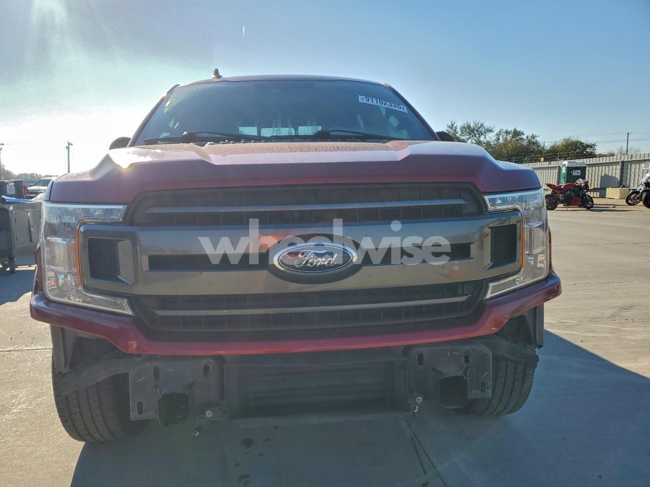 Photo 5 of 2018 FORD F150 SUPERCREW (VIN 1FTEW1CP0JFD42906)