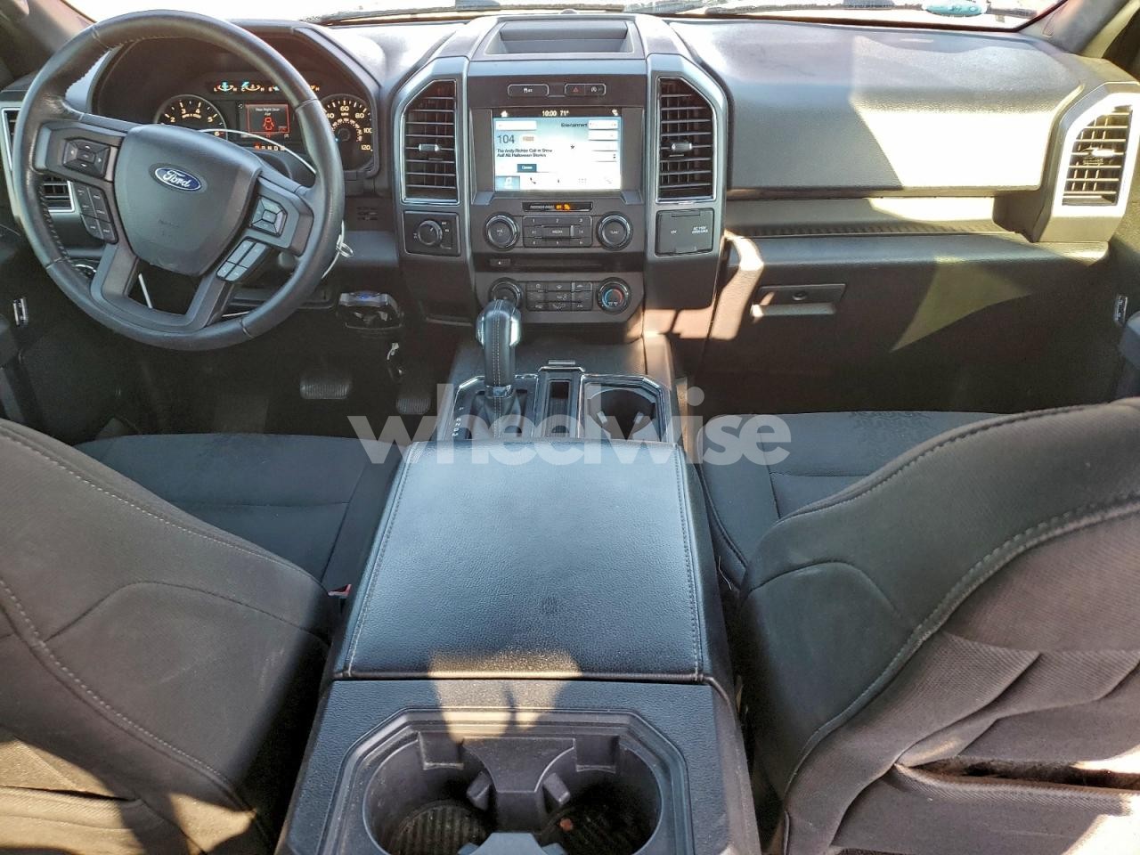 Photo 8 of 2018 FORD F150 SUPERCREW (VIN 1FTEW1CP0JFD42906)