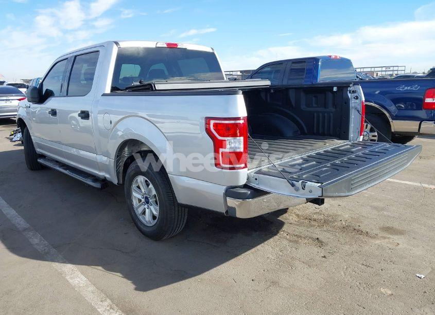 Photo 3 of 2018 Ford F-150 XLT (VIN 1FTEW1CP0JKE59828)