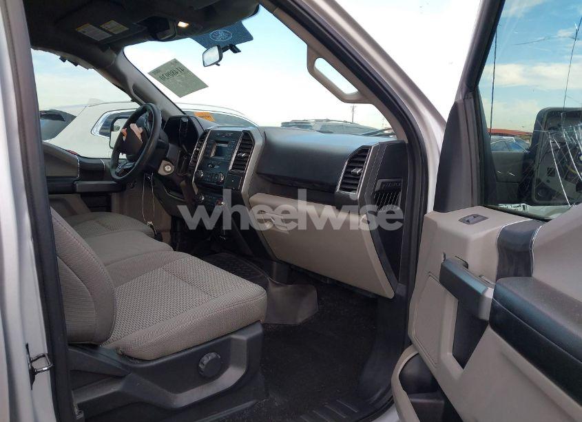 Photo 5 of 2018 Ford F-150 XLT (VIN 1FTEW1CP0JKE59828)