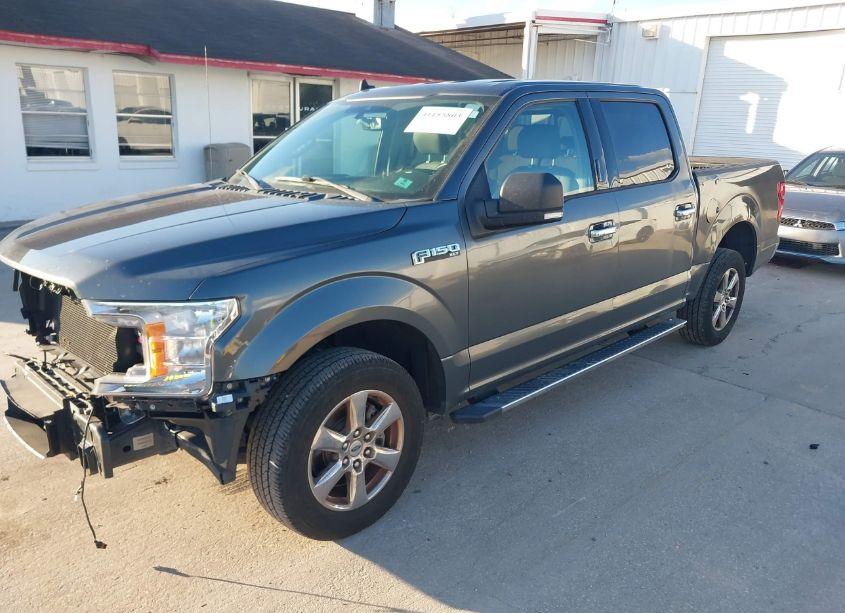 Photo 2 of 2019 Ford F-150 XLT (VIN 1FTEW1CP0KFD27551)