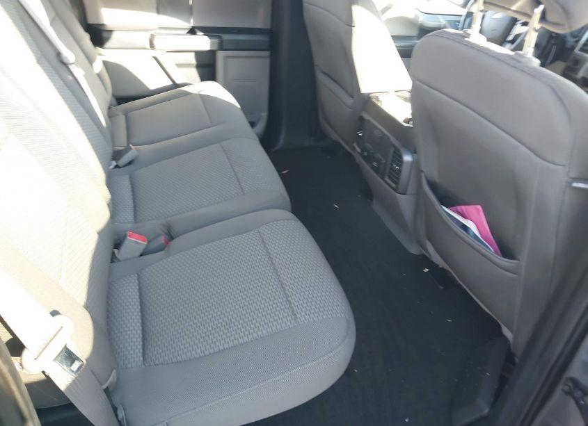 Photo 8 of 2019 Ford F-150 XLT (VIN 1FTEW1CP0KFD27551)