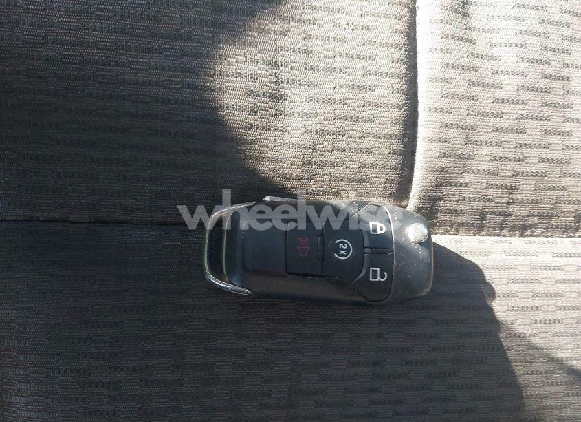 Photo 11 of 2016 Ford F-150 XLT (VIN 1FTEW1CP1GFC64936)