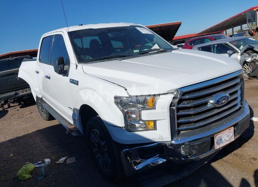 2017 Ford F-150 XLT (VIN 1FTEW1CP1HKE20756) main photo