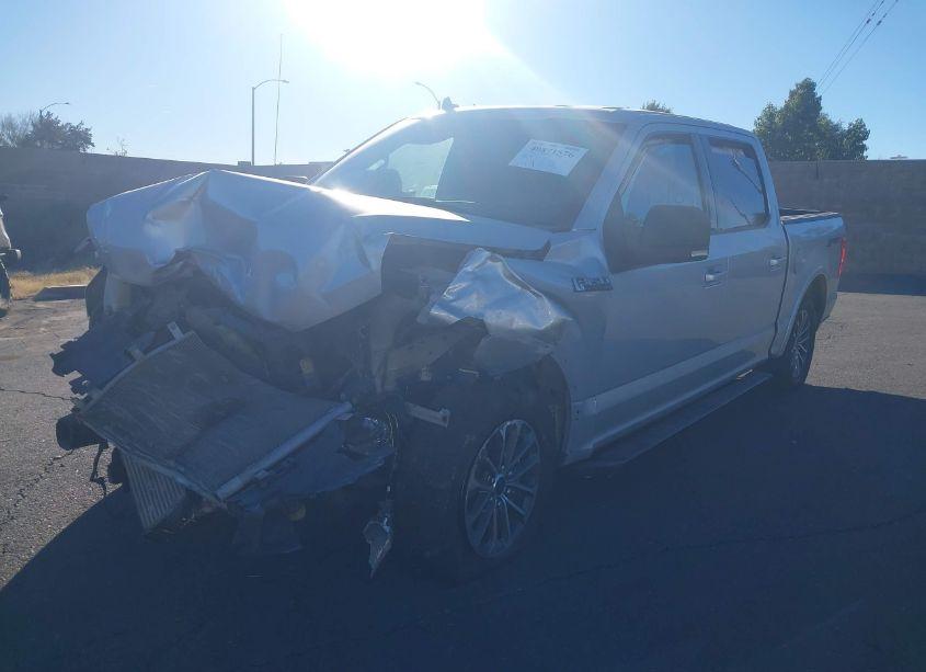 Photo 2 of 2019 Ford F-150 XLT (VIN 1FTEW1CP1KKF29063)