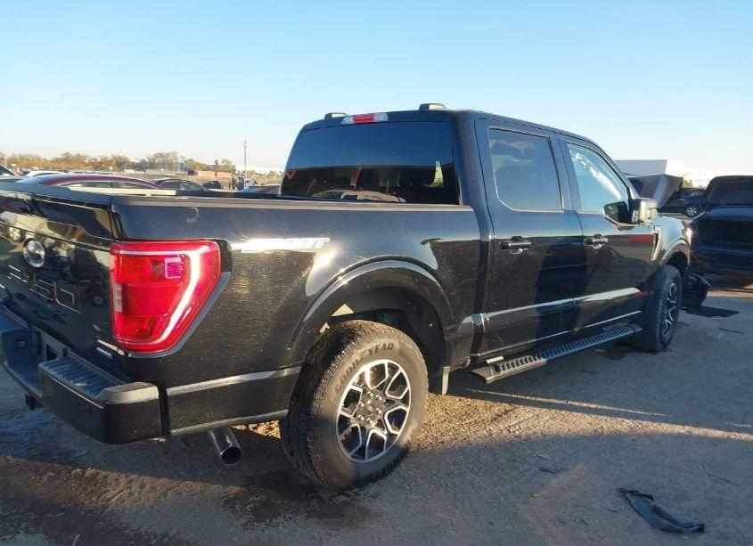 Photo 4 of 2021 Ford F-150 XLT (VIN 1FTEW1CP1MFC41426)