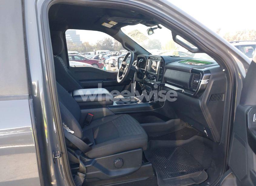 Photo 5 of 2021 Ford F-150 XL (VIN 1FTEW1CP1MKD41646)