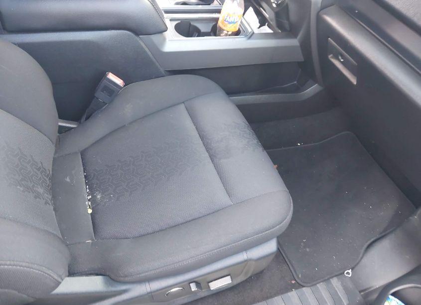 Photo 5 of 2018 Ford F-150 XLT (VIN 1FTEW1CP2JKF11959)