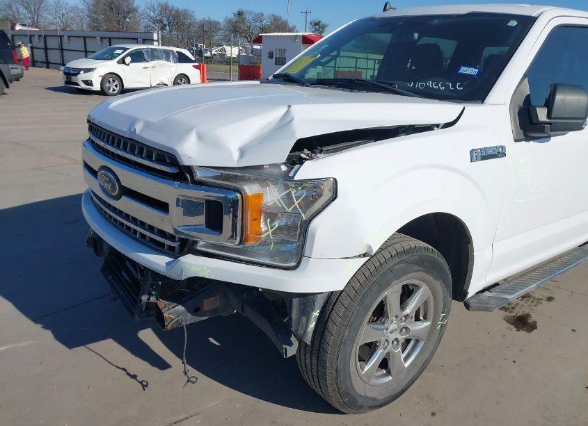 Photo 18 of 2019 Ford F-150 XLT (VIN 1FTEW1CP2KKF27287)