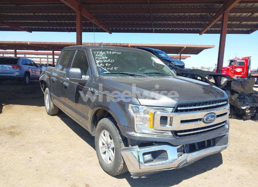 2019 Ford F-150 XLT (VIN 1FTEW1CP2KKF32814) main photo