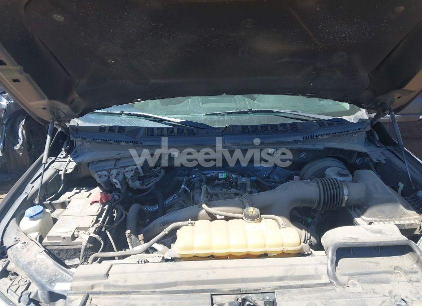 Photo 10 of 2019 Ford F-150 XLT (VIN 1FTEW1CP2KKF32814)