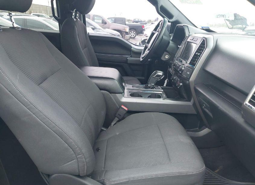 Photo 5 of 2016 Ford F-150 XLT (VIN 1FTEW1CP3GKF17410)