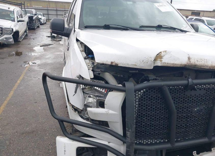 Photo 6 of 2016 Ford F-150 XLT (VIN 1FTEW1CP3GKF17410)