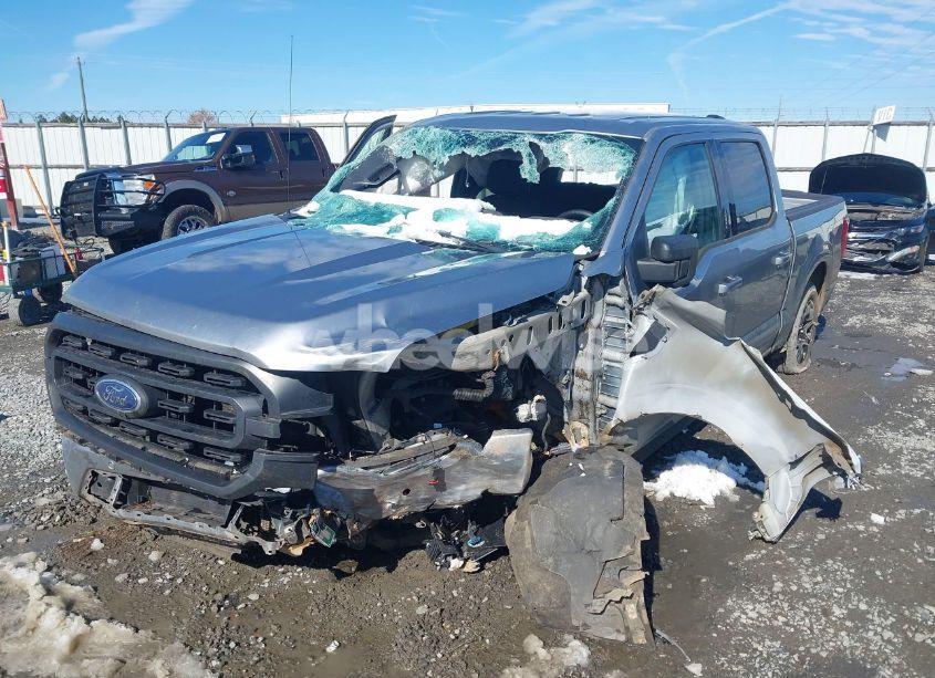 Photo 2 of 2021 Ford F-150 XLT (VIN 1FTEW1CP3MFA22273)