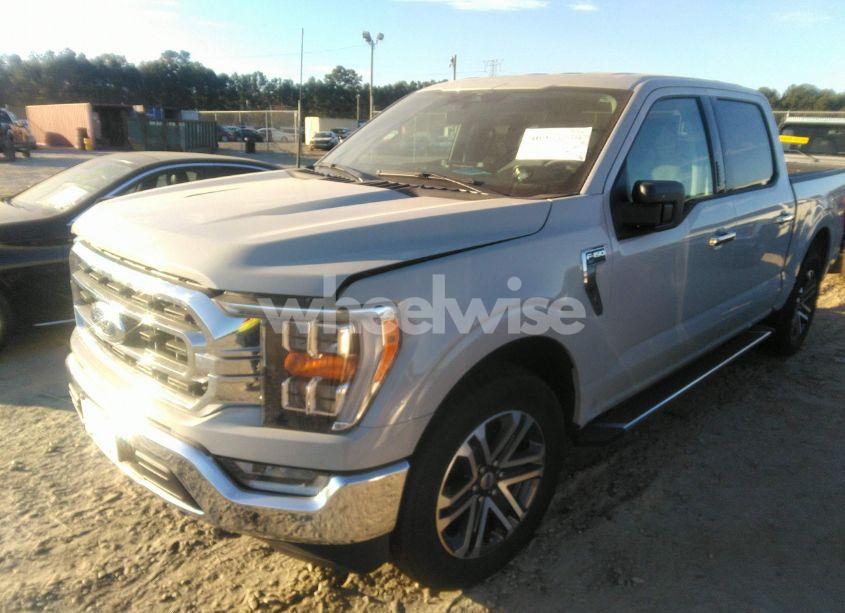 Photo 2 of 2023 Ford F-150 XLT (VIN 1FTEW1CP3PKF56014)