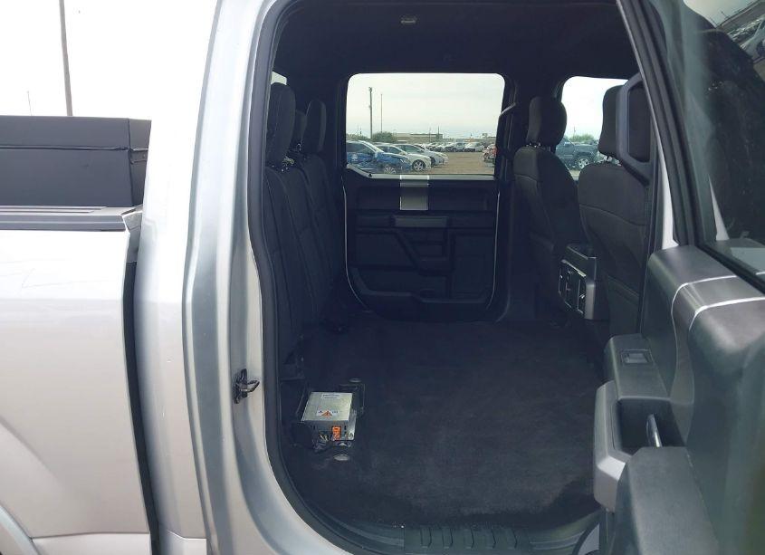 Photo 8 of 2015 Ford F-150 XLT (VIN 1FTEW1CP4FKE36950)