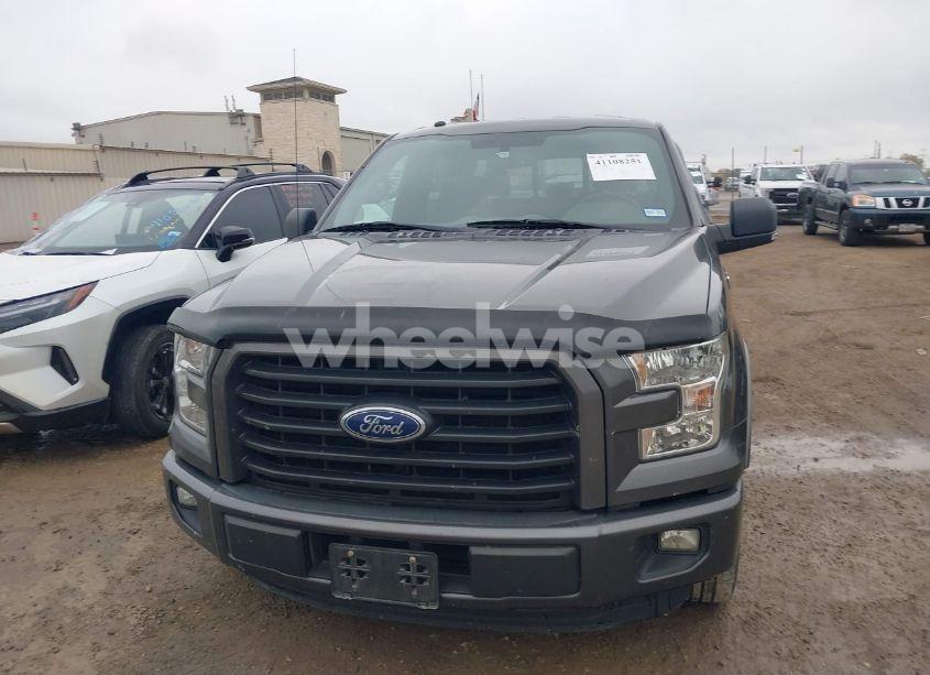 Photo 13 of 2016 Ford F-150 XLT (VIN 1FTEW1CP4GKE11094)