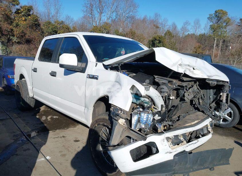 2018 Ford F-150 XL (VIN 1FTEW1CP4JFC22705) main photo