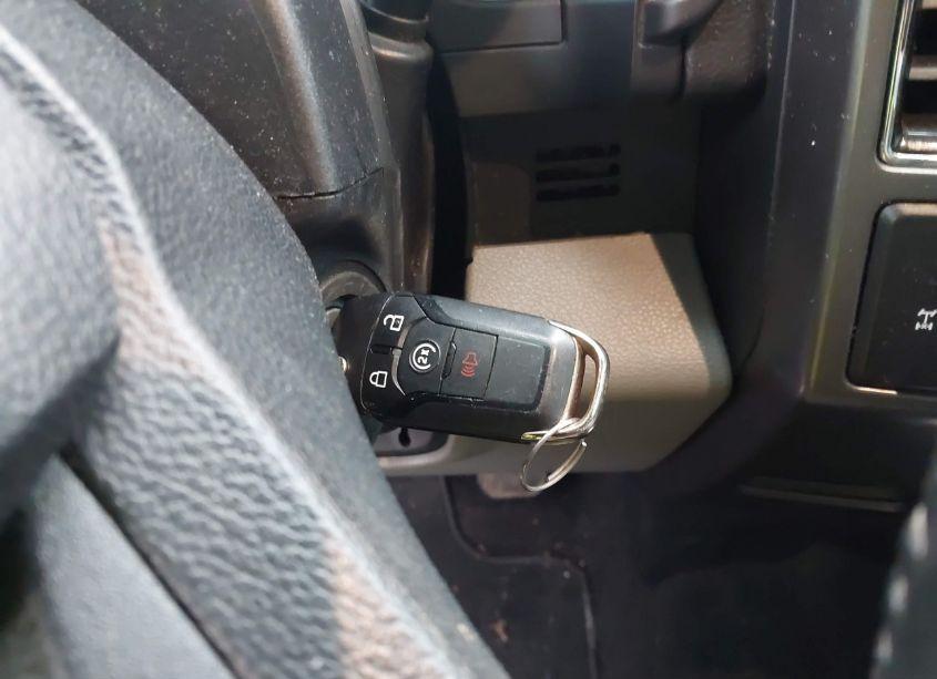 Photo 11 of 2019 Ford F-150 XLT (VIN 1FTEW1CP4KFC28988)