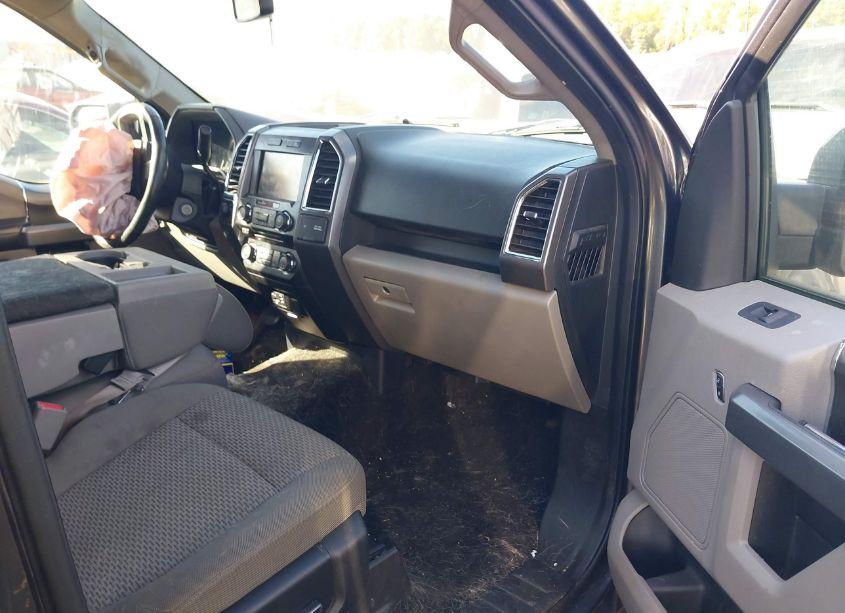 Photo 5 of 2015 Ford F-150 XLT (VIN 1FTEW1CP5FFB38738)