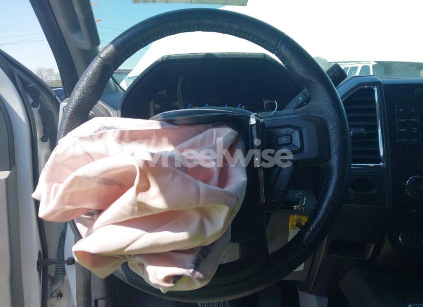 Photo 11 of 2016 Ford F-150 XLT (VIN 1FTEW1CP5GKF39313)