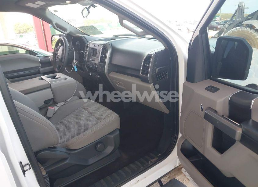 Photo 5 of 2017 Ford F-150 XLT (VIN 1FTEW1CP5HFB67966)