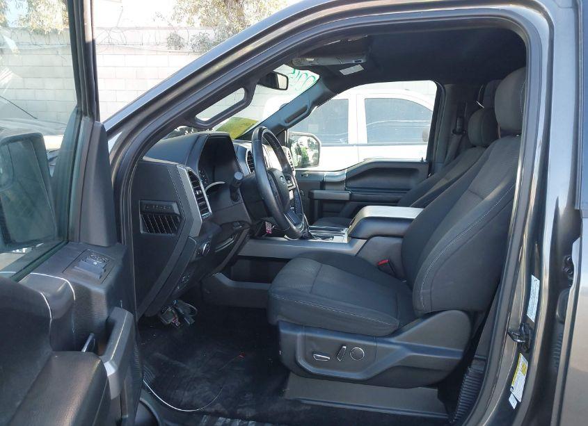 Photo 5 of 2017 Ford F-150 XLT (VIN 1FTEW1CP5HKD25438)