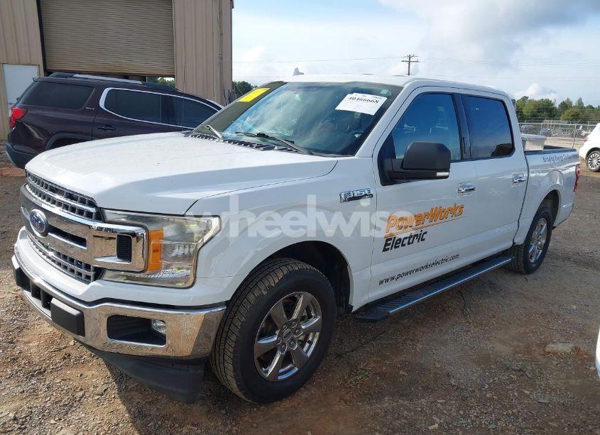 Photo 2 of 2018 Ford F-150 XLT (VIN 1FTEW1CP5JFC76305)