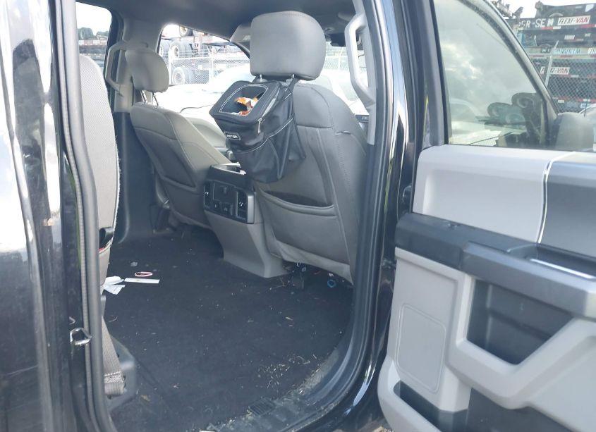 Photo 8 of 2019 Ford F-150 XLT (VIN 1FTEW1CP5KFD25620)