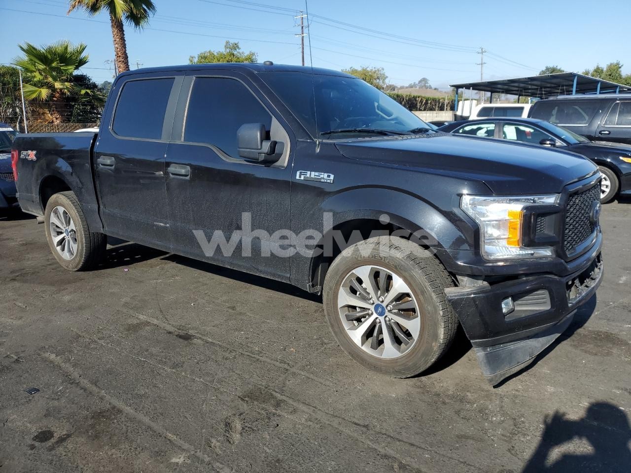 Photo 4 of 2019 FORD F150 SUPERCREW (VIN 1FTEW1CP5KKF18759)