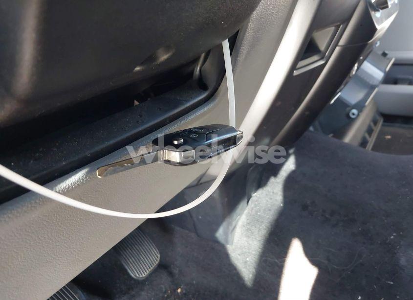 Photo 11 of 2015 Ford F-150 XLT (VIN 1FTEW1CP6FKE69819)