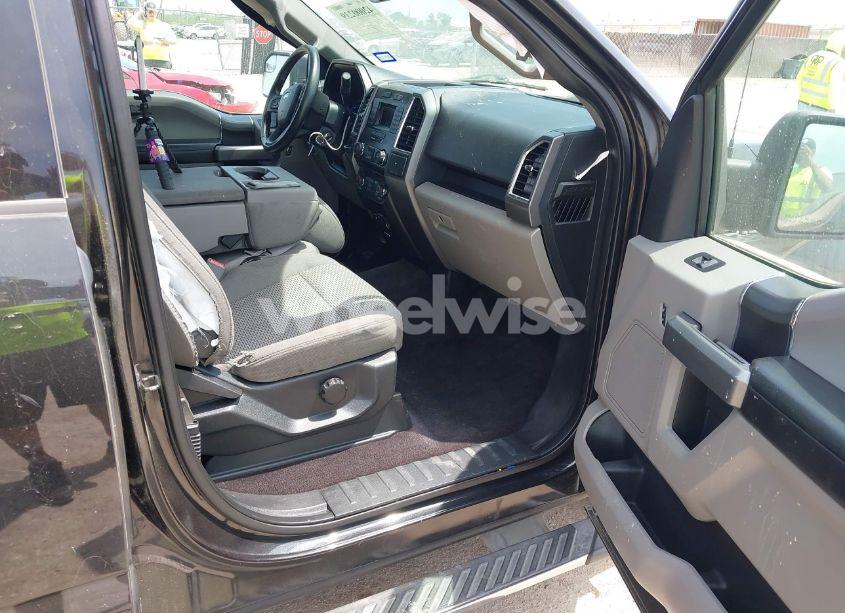 Photo 5 of 2015 Ford F-150 XLT (VIN 1FTEW1CP6FKF14953)