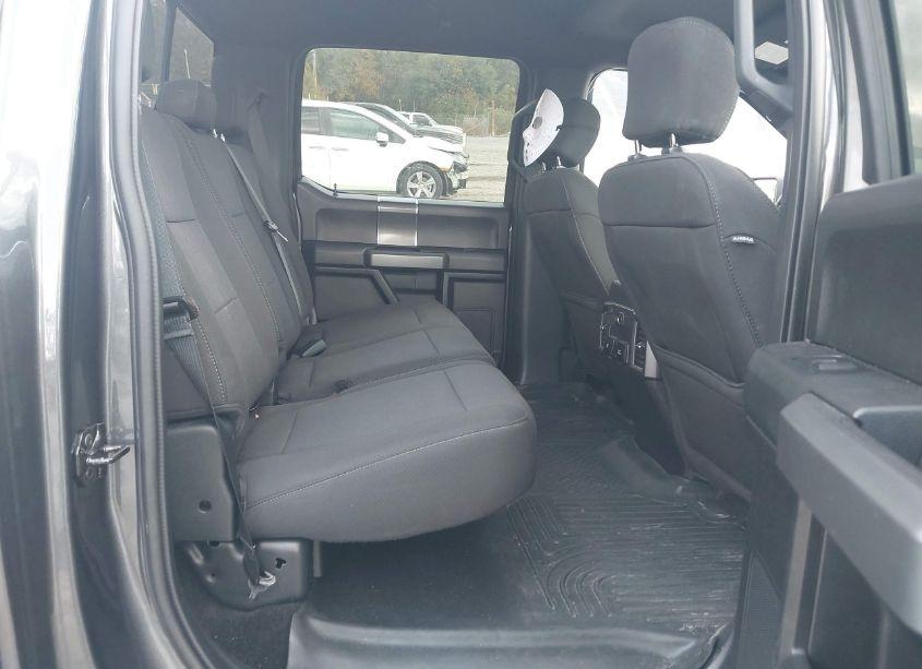 Photo 8 of 2018 Ford F-150 XLT (VIN 1FTEW1CP6JFC10586)