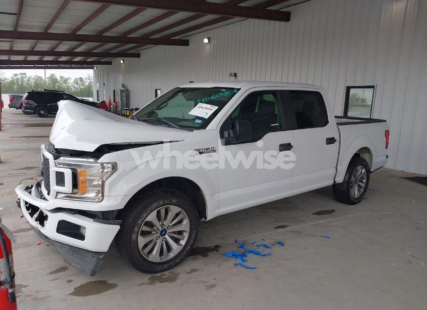 Photo 2 of 2018 Ford F-150 XL (VIN 1FTEW1CP6JKG02927)