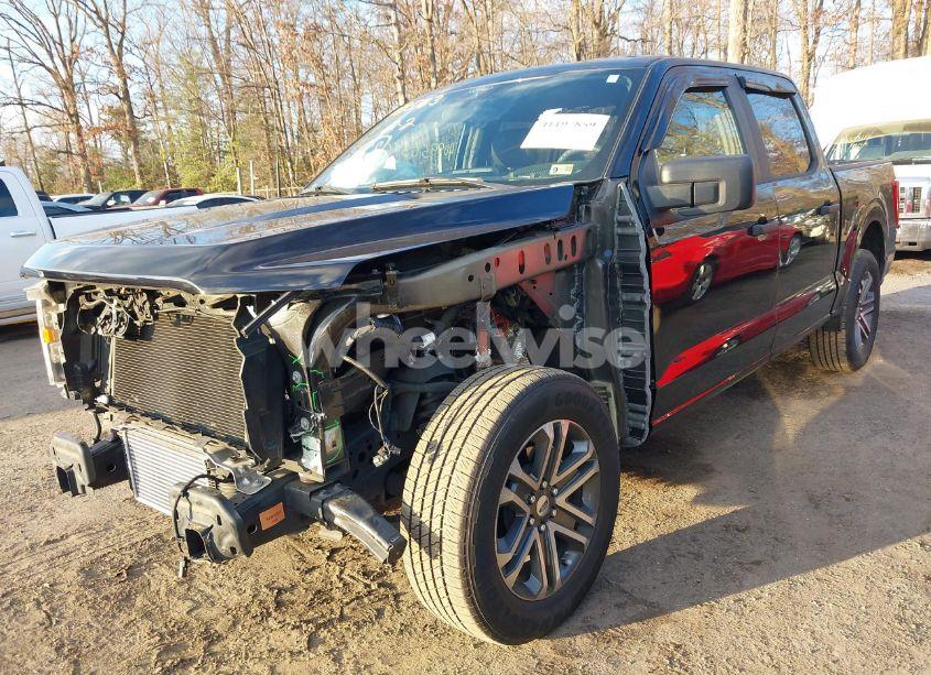 Photo 2 of 2021 Ford F-150 XL (VIN 1FTEW1CP6MFC69867)