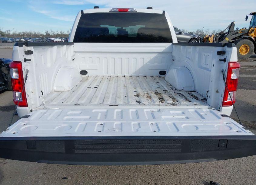 Photo 8 of 2021 Ford F-150 XL (VIN 1FTEW1CP6MKE97519)