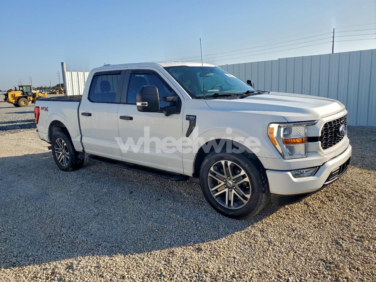 Photo 4 of 2022 FORD F150 SUPERCREW (VIN 1FTEW1CP6NFA24150)