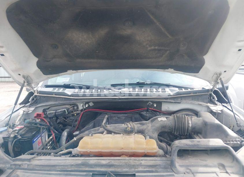 Photo 10 of 2016 Ford F-150 XLT (VIN 1FTEW1CP7GKF29639)